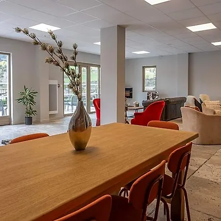 Aparthotel Résidence Les Terrasses De - Val-cenis 3*