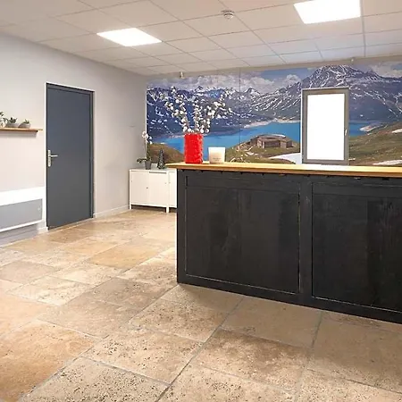 Aparthotel Résidence Les Terrasses De - Val-cenis 3*